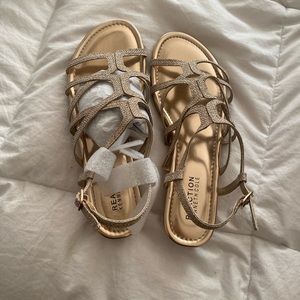 Kenneth Cole reaction sandals